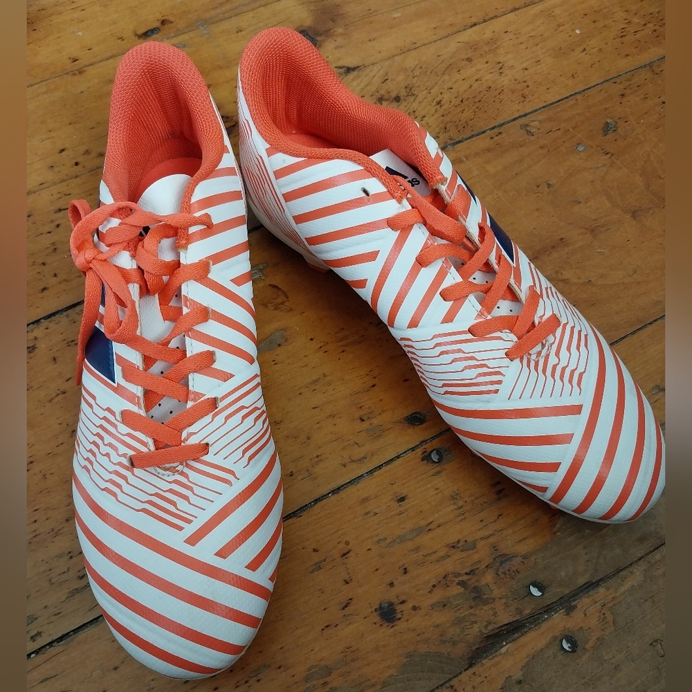 ⚽ Adidas Nemeziz 17.4 FG Women's Soccer Cleats – Size 9